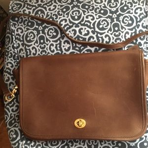 Vintage COACH Legacy Leather Shoulder Bag